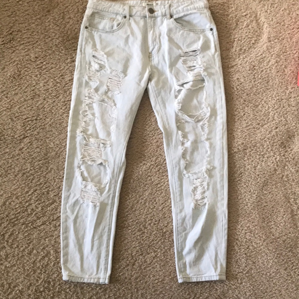 Light wash ripped/distressed jeans from forever 21